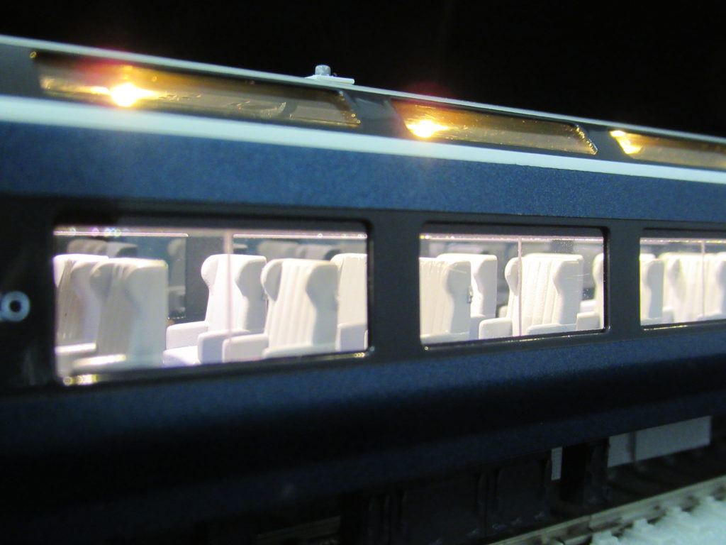 JR東日本E261系「サフィール踊り子」2024年再生産