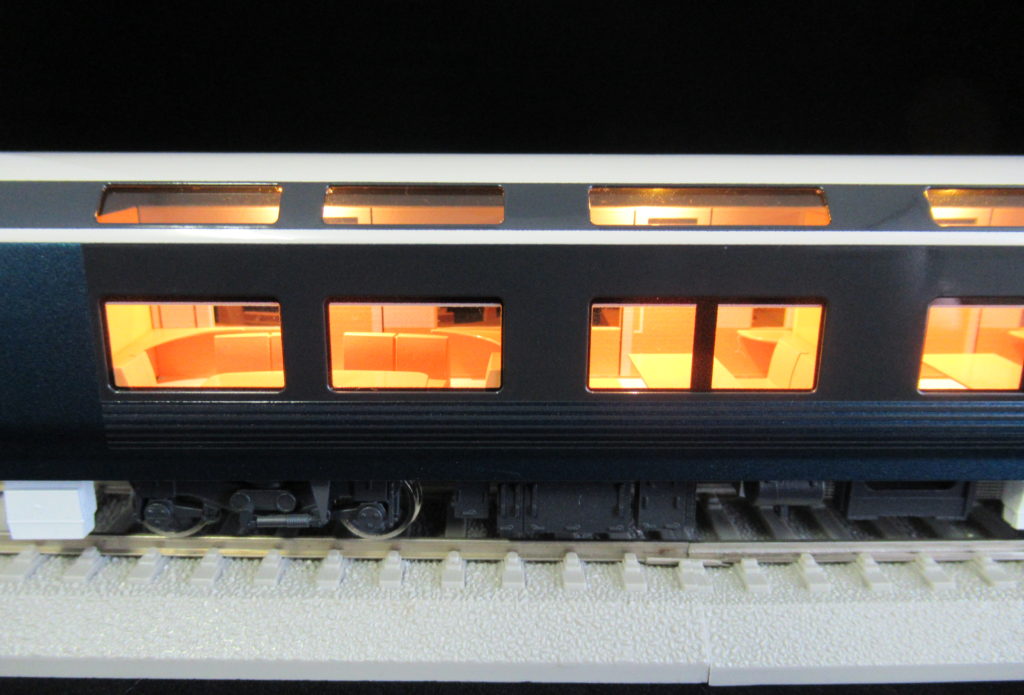 JR東日本E261系「サフィール踊り子」2024年再生産