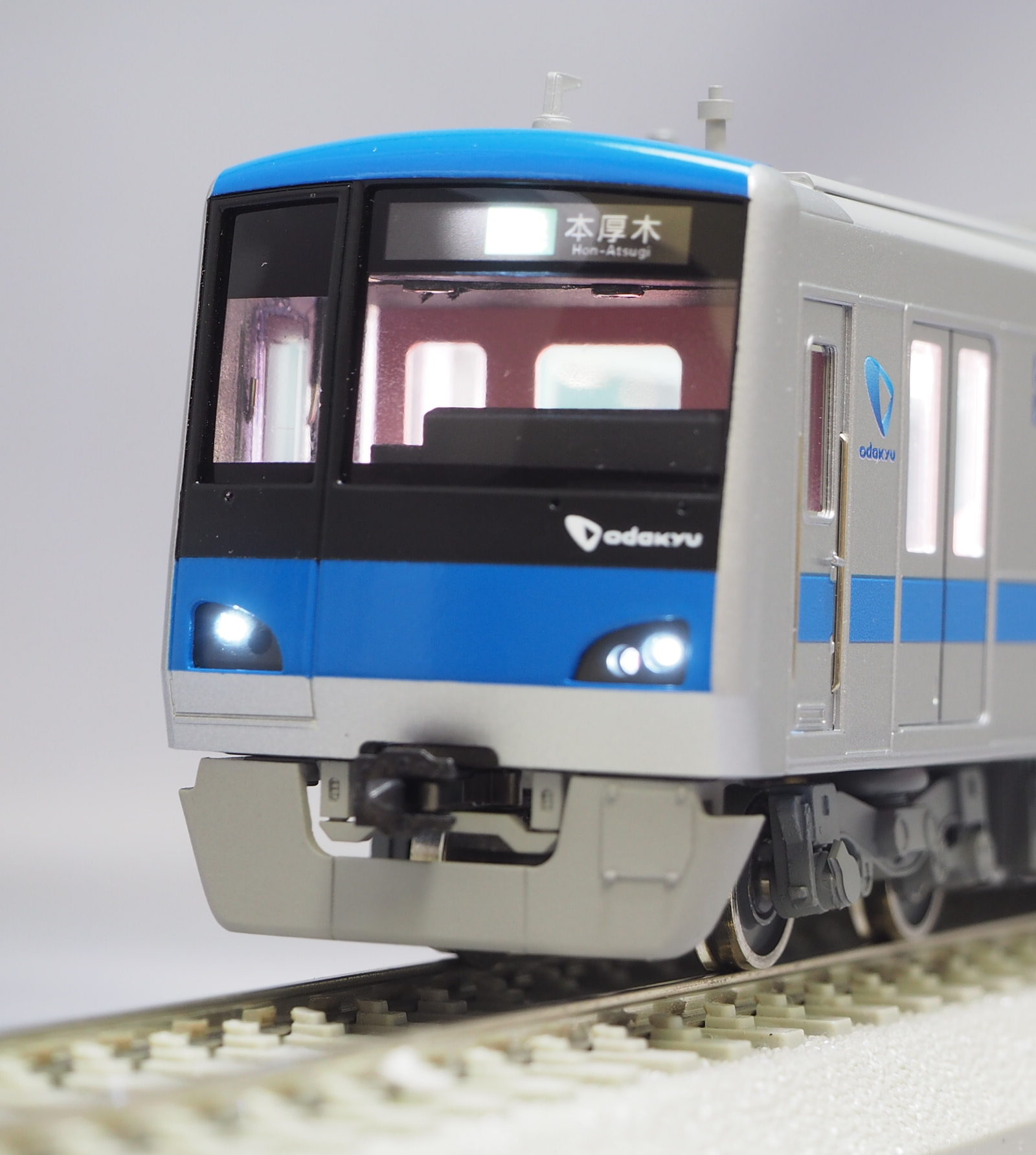 エンドウ 小田急新4000形中間6輌セット 【 完成品インテリア付き