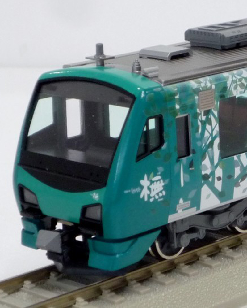 JR東日本HB-E300